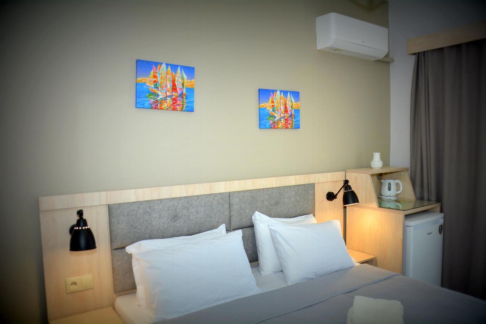 Denis Hotel And Bungalows Korinós 외부 사진